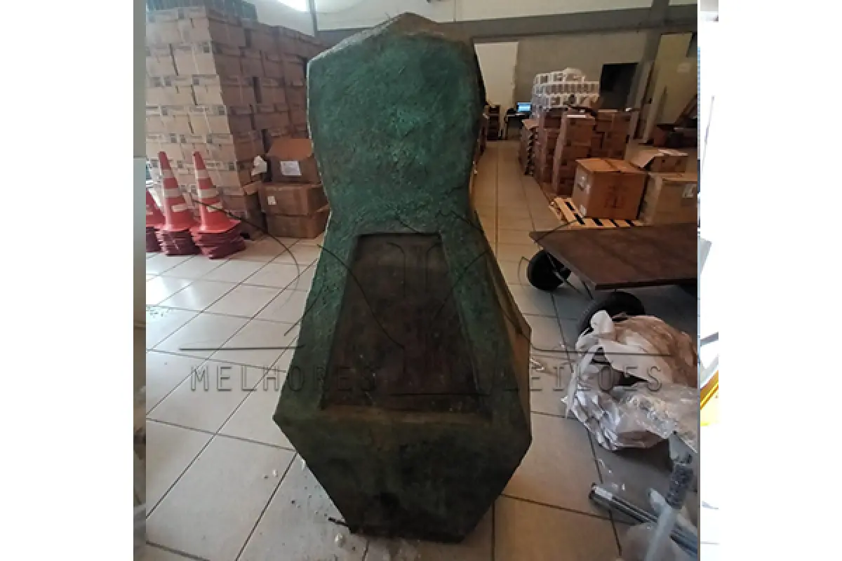 LOTE 014 - SUCATA - DERIVADOS ESCOLAR, OBRA E MONUMENTO DE BRONZE