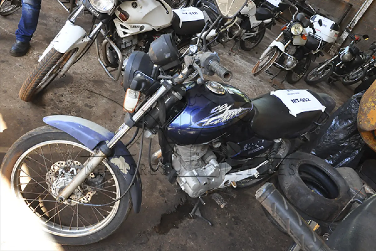 LOTE 021 - Honda CG 125 TITAN ES - 2003 2003 - Azul	- GZL-8873