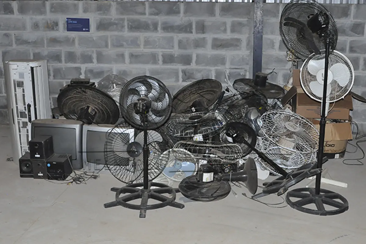 LOTE 022 - SUCATA - MONTANTE - DERIVADO ELETRICO