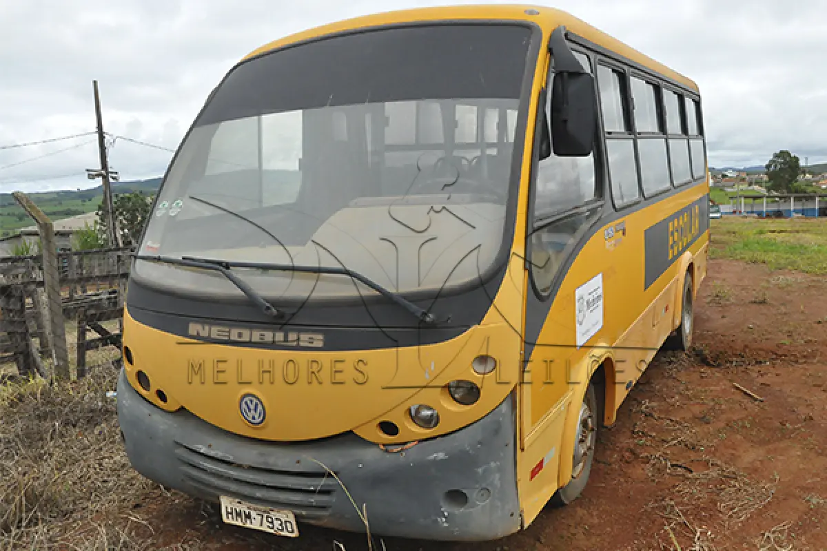 LOTE 005 - VW 8-150NEOBUS THUNDERBOY - PLACA HMM-7930 - ANO 2001 2002 - COR AMARELA