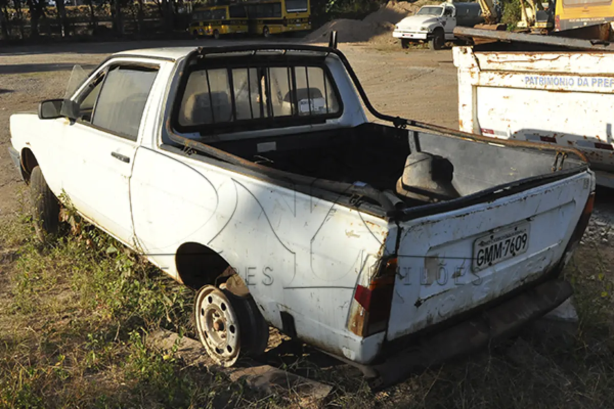 LOTE 009 - VW SAVEIRO CL - PLACA GMM 7609 - ANO 1996 1996