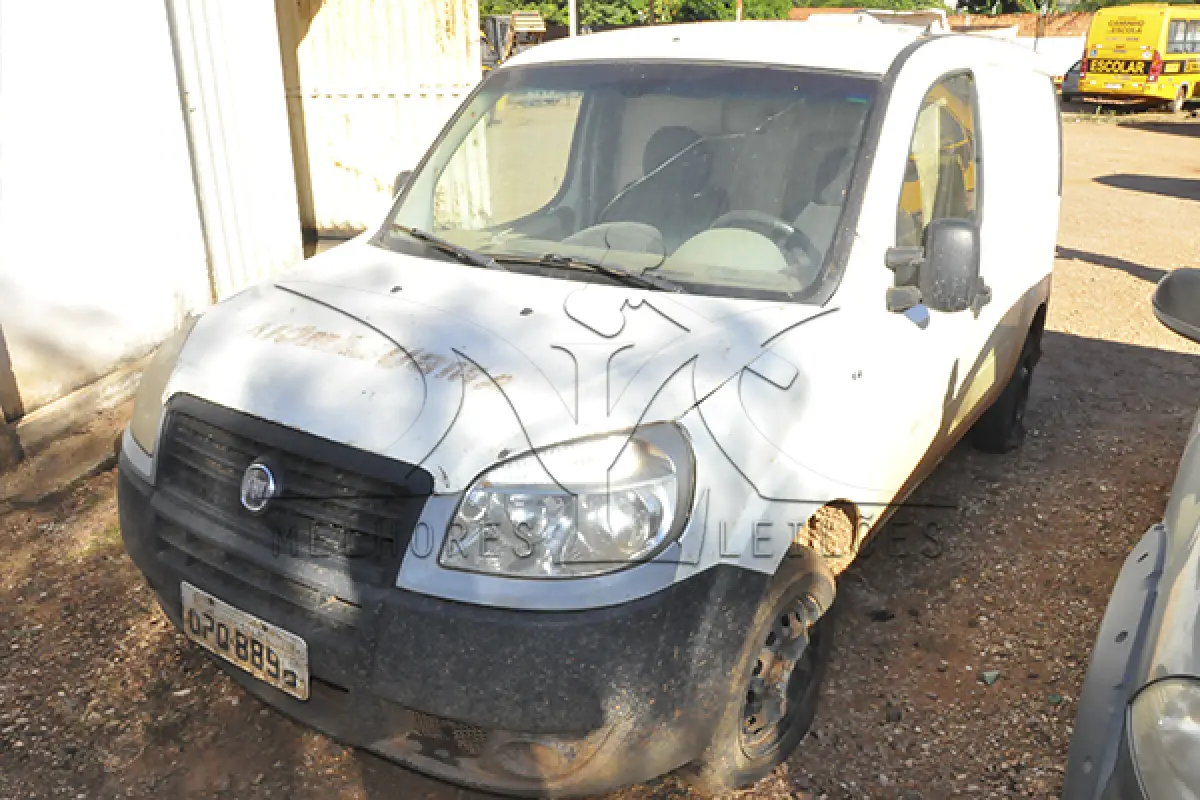 LOTE 005 - FIAT DOBLO ROTAN AMB2 - PLACA OPQ-8896