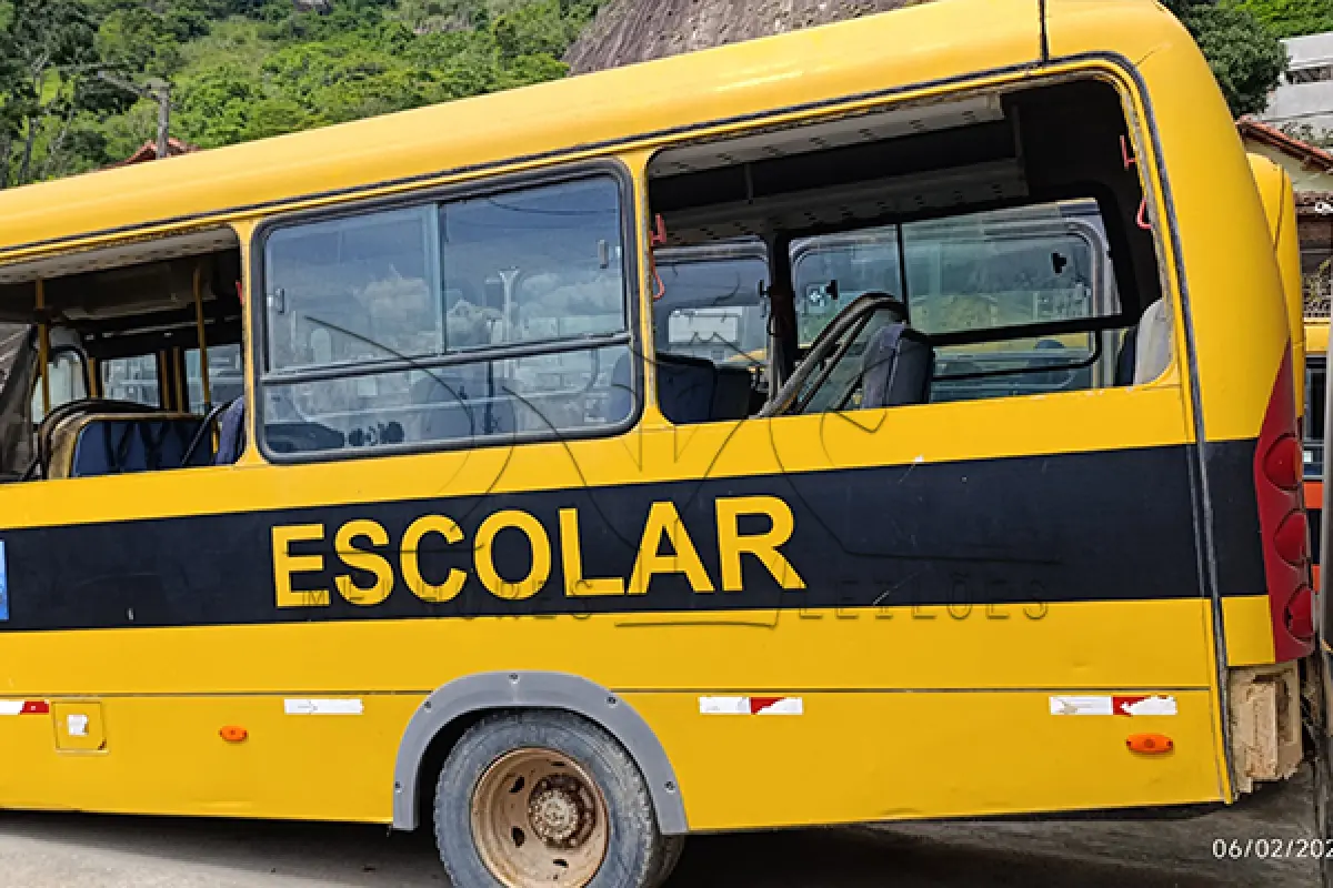 LOTE 002 - IVECO CITYCLASS 70C17 - ANO 2012 2013