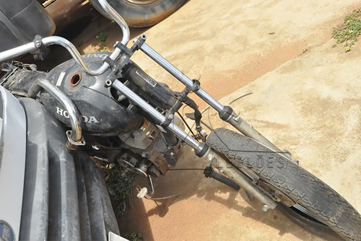 LOTE 043 - HONDA CG 125 FAN - PLACA HIW-4407 - ANO 2008 2008