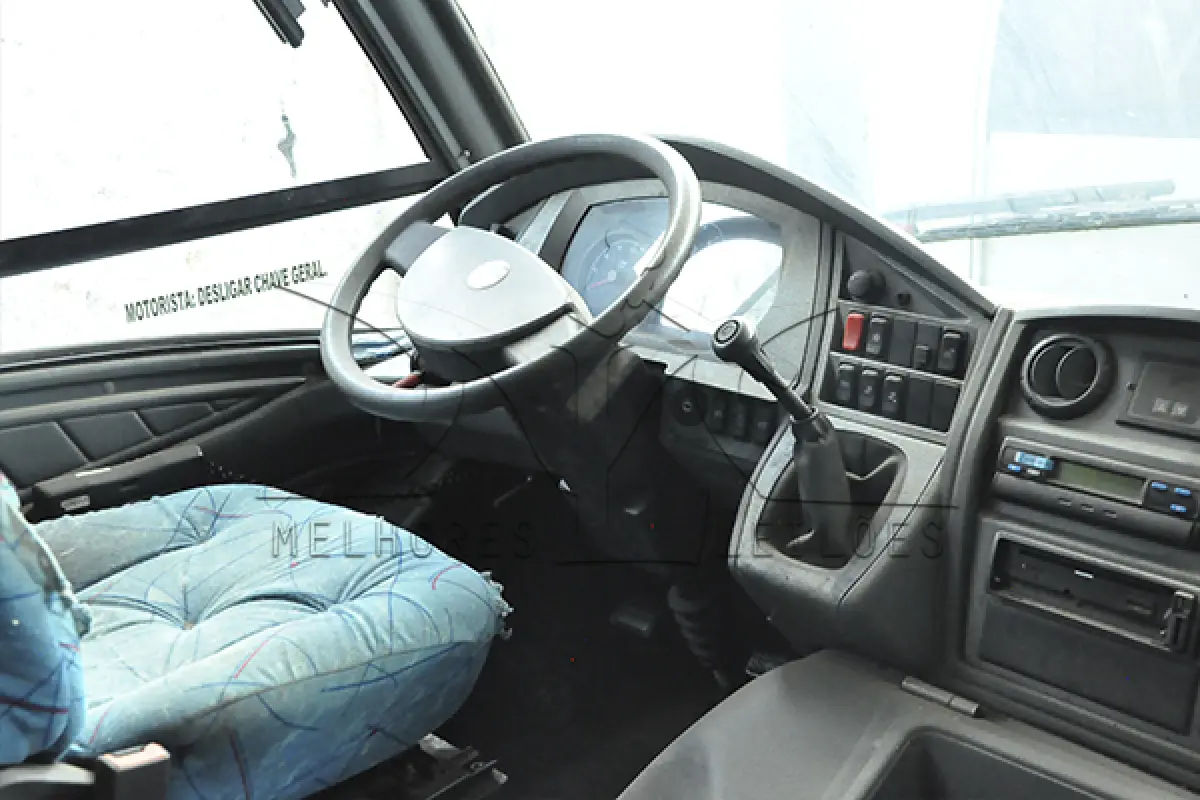 LOTE 002 - MARCOPOLO VOLARE W8 ON - ANO 2008 2009