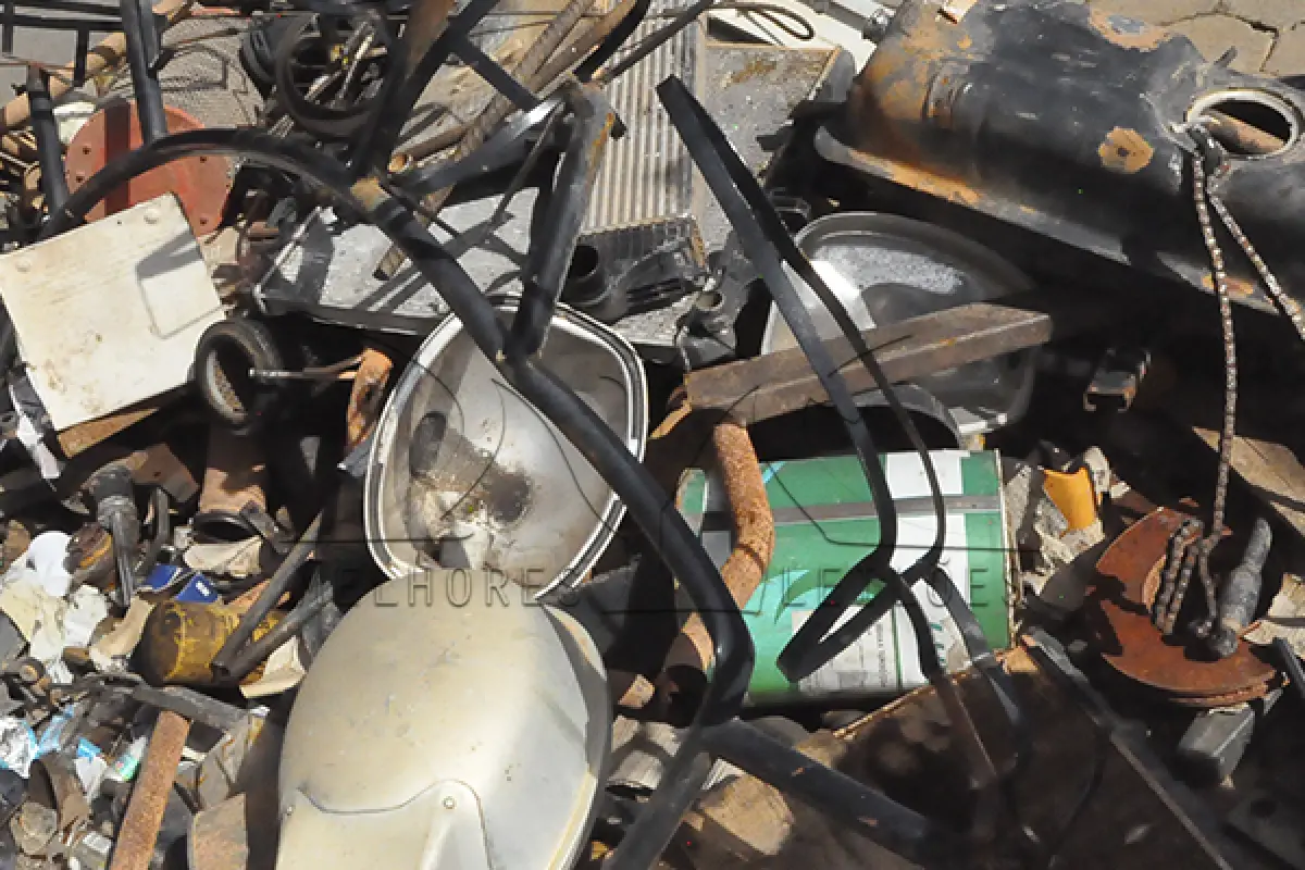 LOTE 010 - SUCATA - MONTANTE - FERRAGEM, PECA MECANICA E MATERIAL DE CONSTRUÇÃO