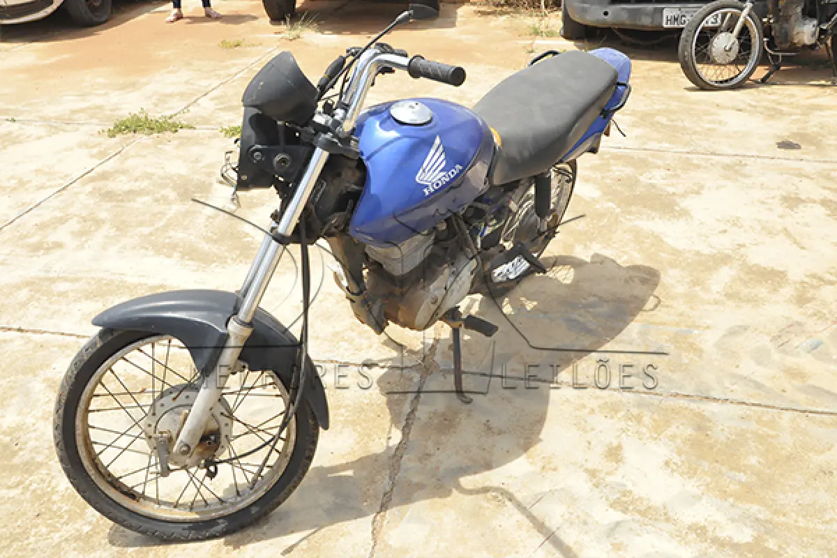 LOTE 042 - HONDA CG 150 TITAN ES - PLACA HEZ-0690 - ANO 2007 2007