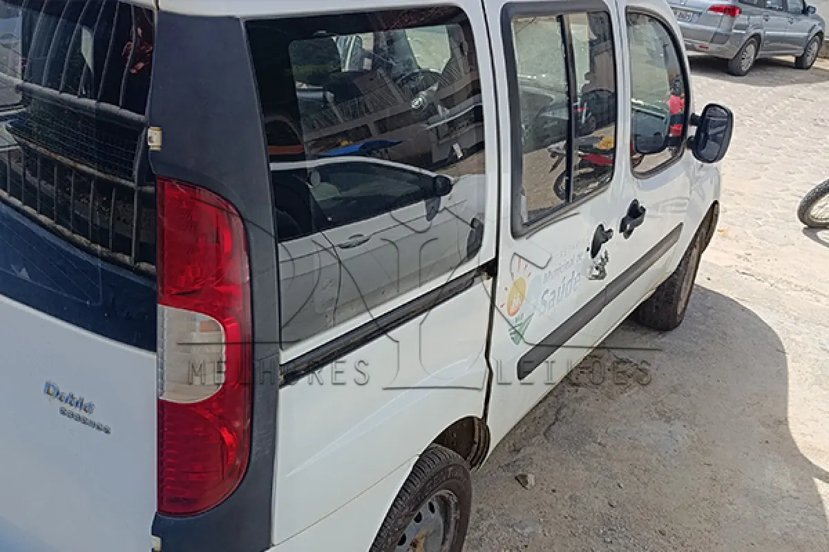 LOTE 009 - FIAT DOBLO ESSENCE 7L E - ANO 2020 2021