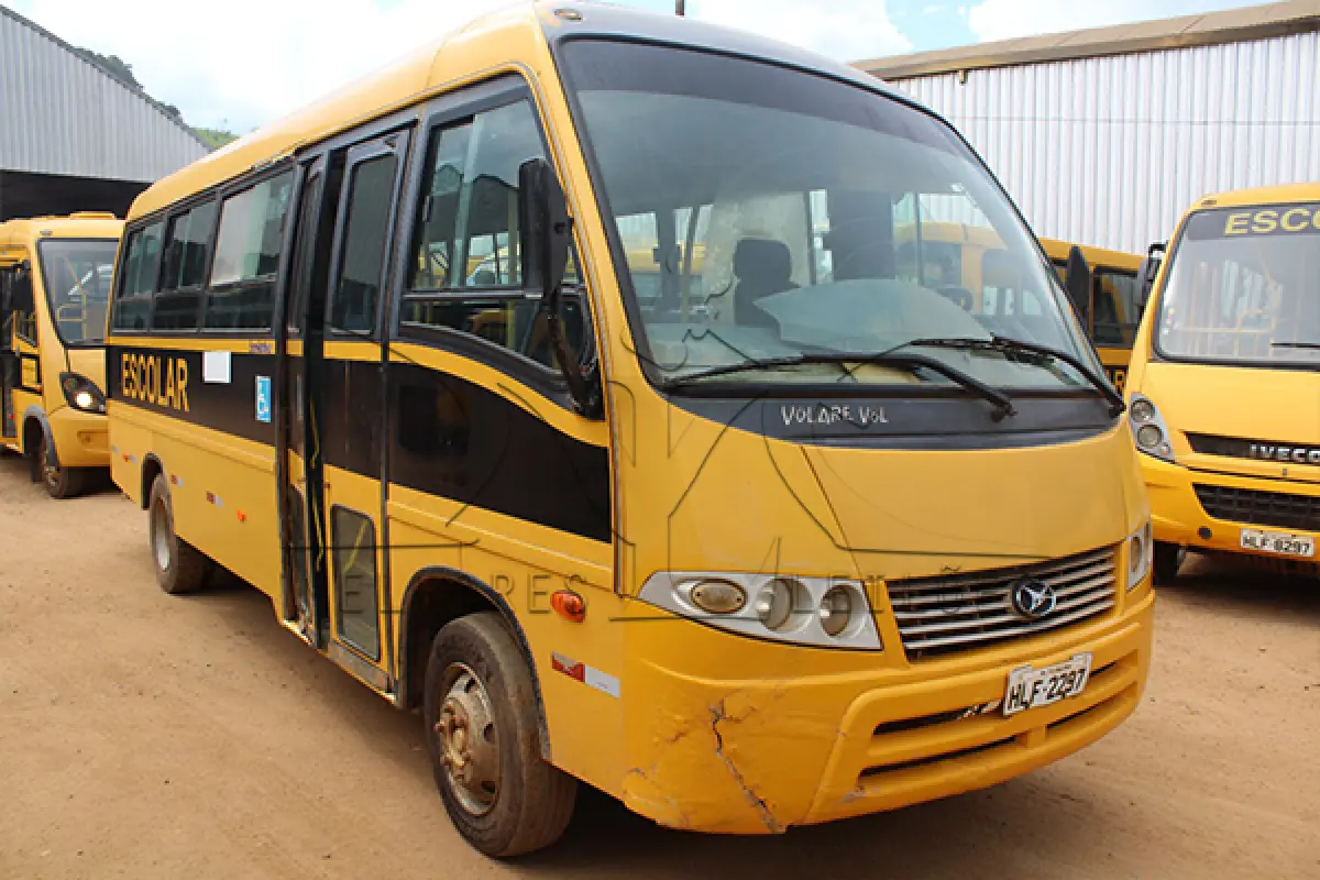 LOTE 007 - ONIBUS MARCOPOLOVOLARE V8L - PLACA HLF-2297 - ANO 2009-2010