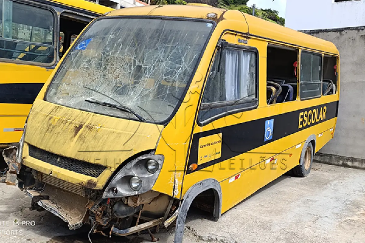 LOTE 002 - IVECO CITYCLASS 70C17 - ANO 2012 2013