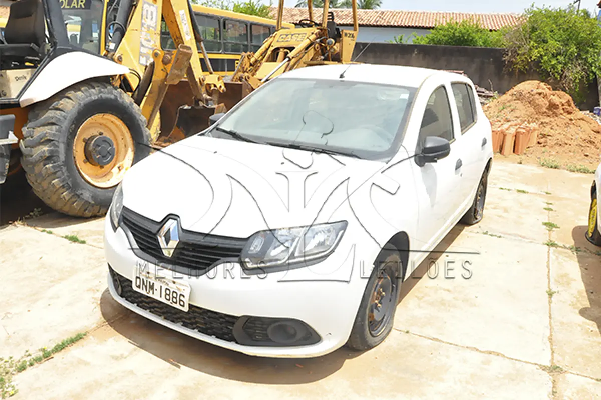 LOTE 035 - RENAULT SANDERO AUTH 10 -PLACA QNM-1886 ANO 2017 2018