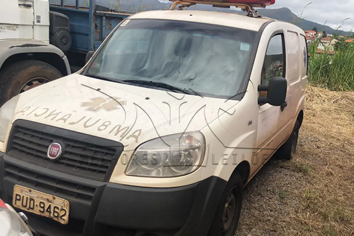 LOTE 007 - FIAT DOBLO 1.8 ATENA AMB - ANO 2014 2014