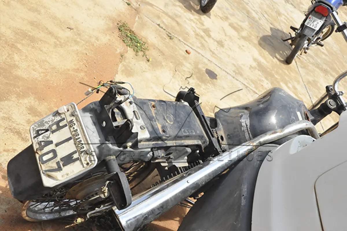 LOTE 043 - HONDA CG 125 FAN - PLACA HIW-4407 - ANO 2008 2008