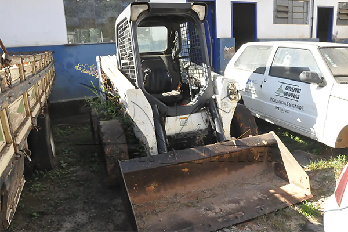 LOTE 008 - BOBCAT S510 ANO 2014