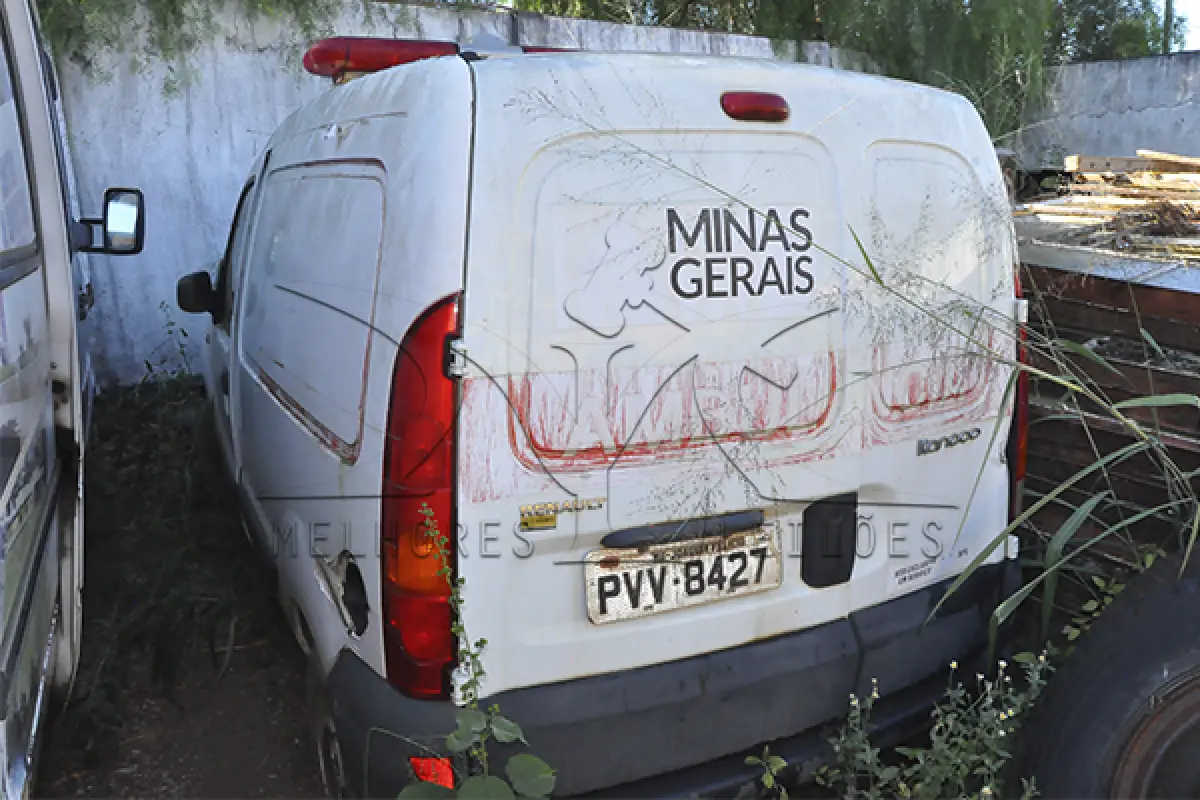 LOTE 002 - RENAUT KANNGOO AMB. - PLACA PVV-8427