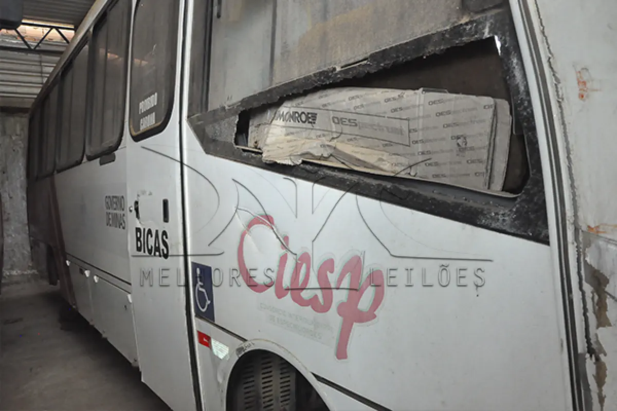 LOTE 003 - M. BENZ MASCA GRANMICRO O - ANO 2013 2014