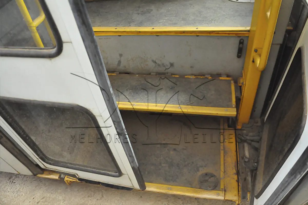 LOTE 001 - MARCOPOLO VOLARE W8 ON - ANO 2008 2008