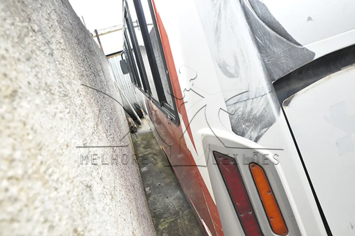 LOTE 004 - M. BENZ MASCA GRANMICRO O - ANO 2013 2014