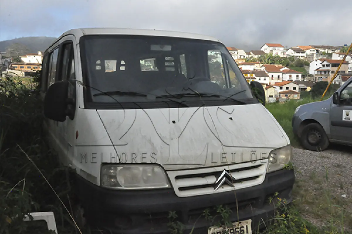 LOTE 004 - CITROEN JUMPER M33M 23S - ANO 2013 2013