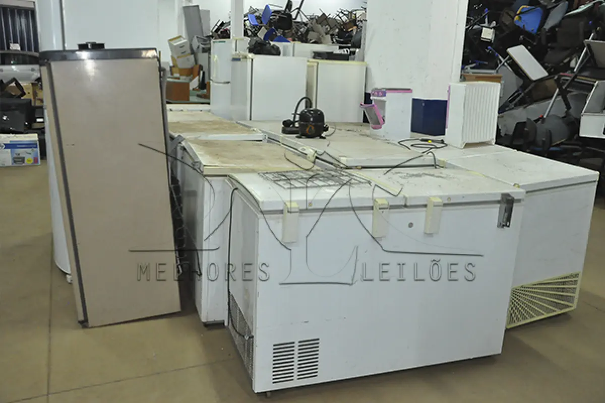 LOTE 014 - REFRIGERADORES, ELETRO DOMESTICOS E SUCATAS
