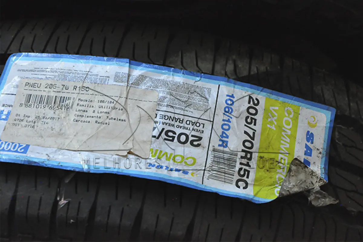 LOTE 013 - PENUES VEICULARES