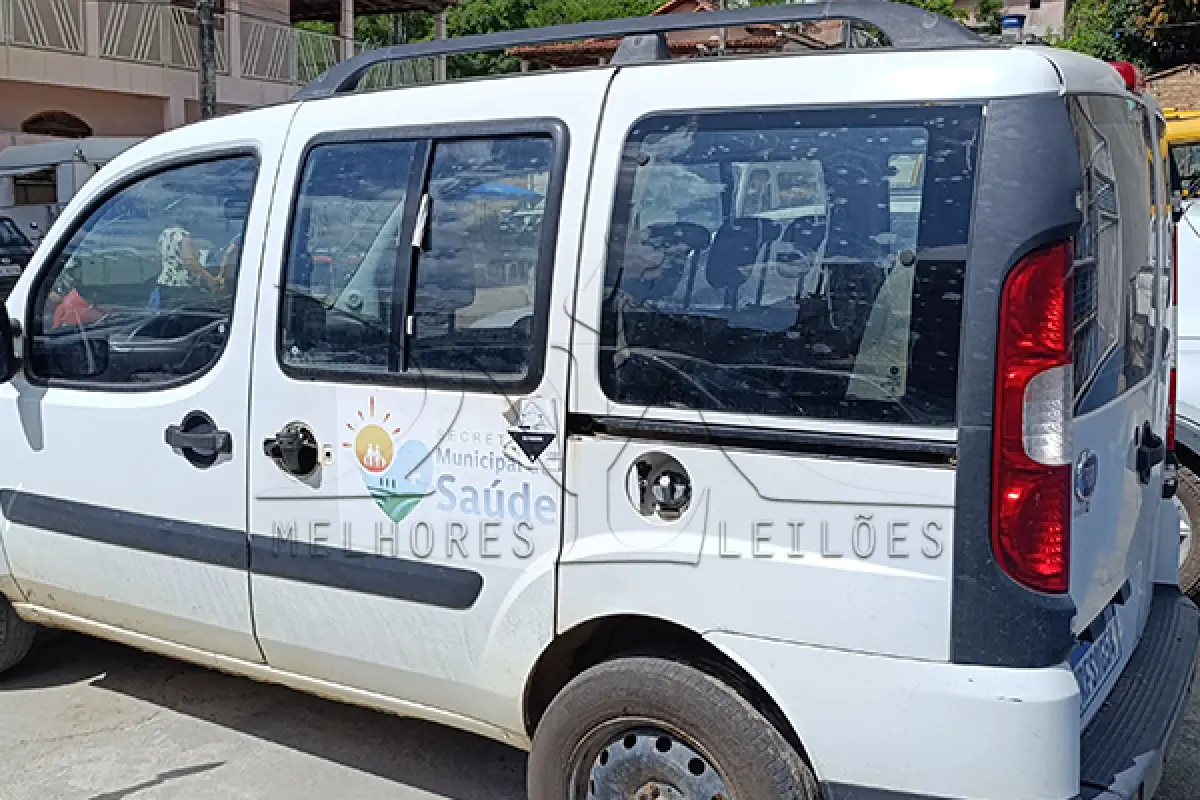 LOTE 009 - FIAT DOBLO ESSENCE 7L E - ANO 2020 2021