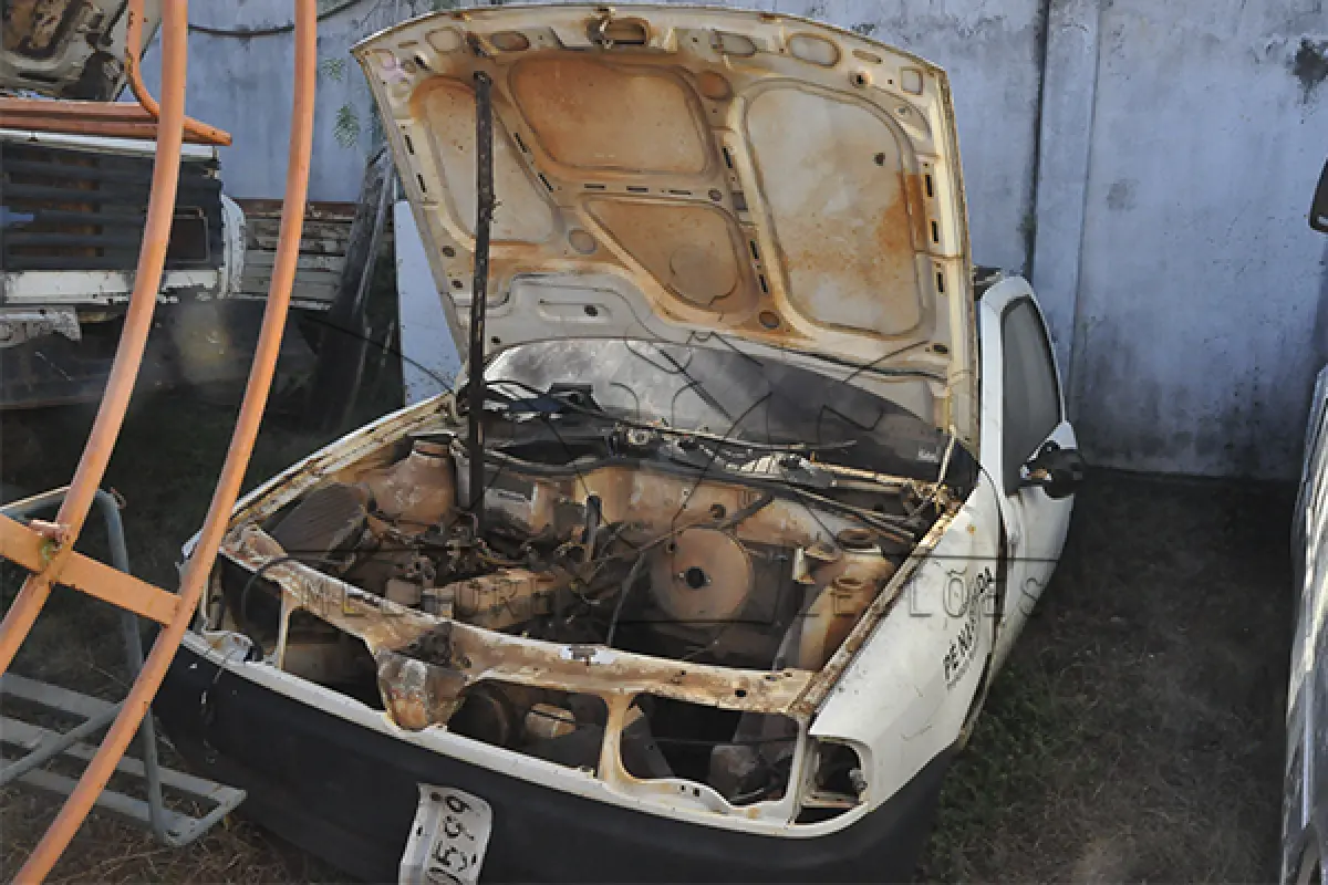 LOTE 006 - VW GOL 1.0 - PLACA GUR-0599