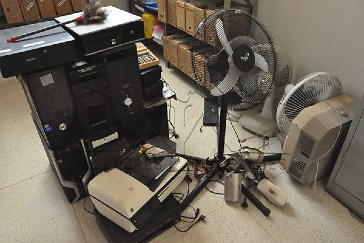 LOTE 016 - SUCATA - ELETRÔNICA E INFORMÁTICA