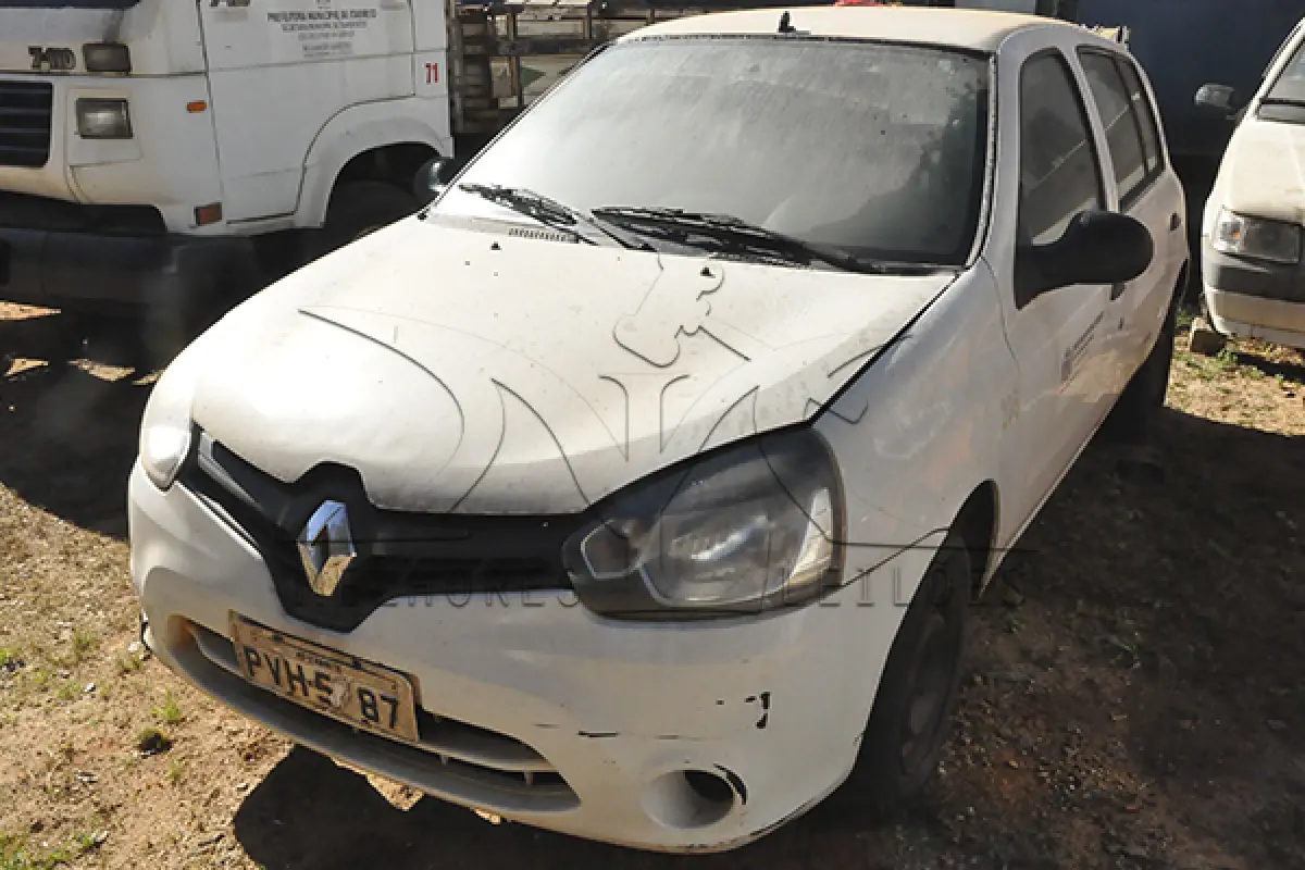 LOTE 005 - I RENAUT CLIO EXP1016VH - PLACA PVH-5787