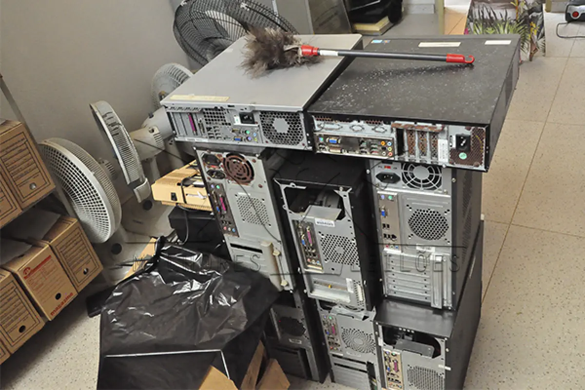 LOTE 016 - SUCATA - ELETRÔNICA E INFORMÁTICA