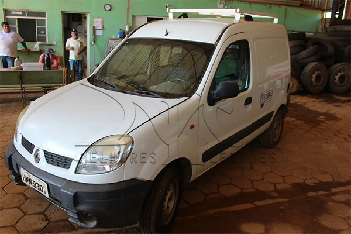 LOTE 004 - I RENAULT KGOO MARIMAR A - PLACA HNN-9307 - ANO 2012-2013