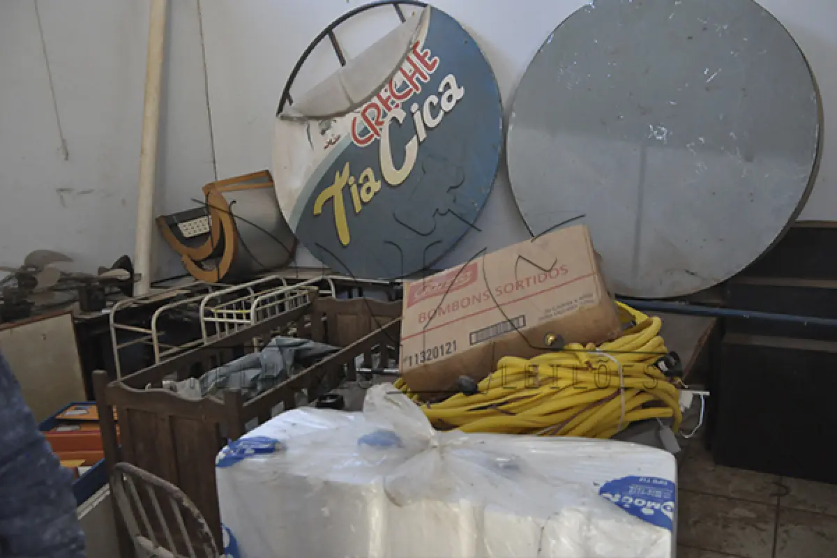 LOTE 015 - SUCATA FERRAGEM E DERIVADOS