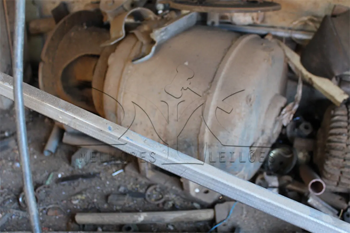 LOTE 014 - SUCATA - MOTOR ELÉTRICO E ROÇADEIRAS