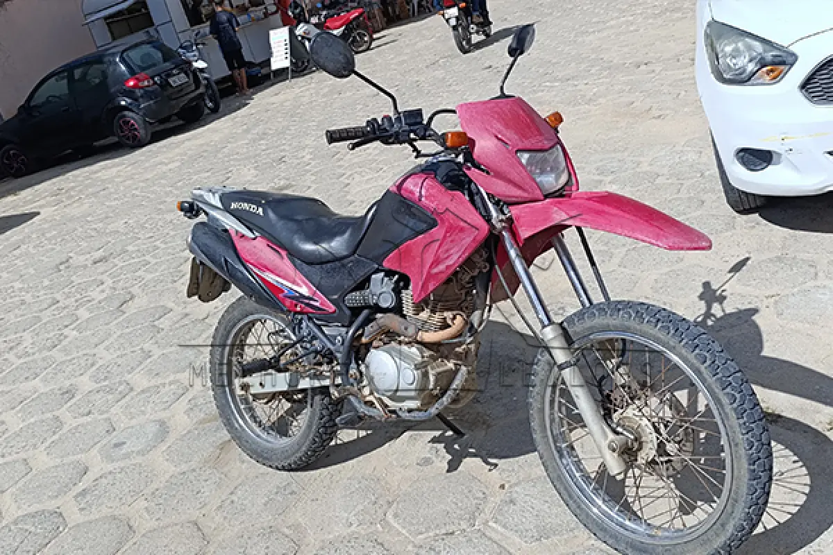 LOTE 006 - HONDA NXR150 BROS ESD - ANO 2012 2012