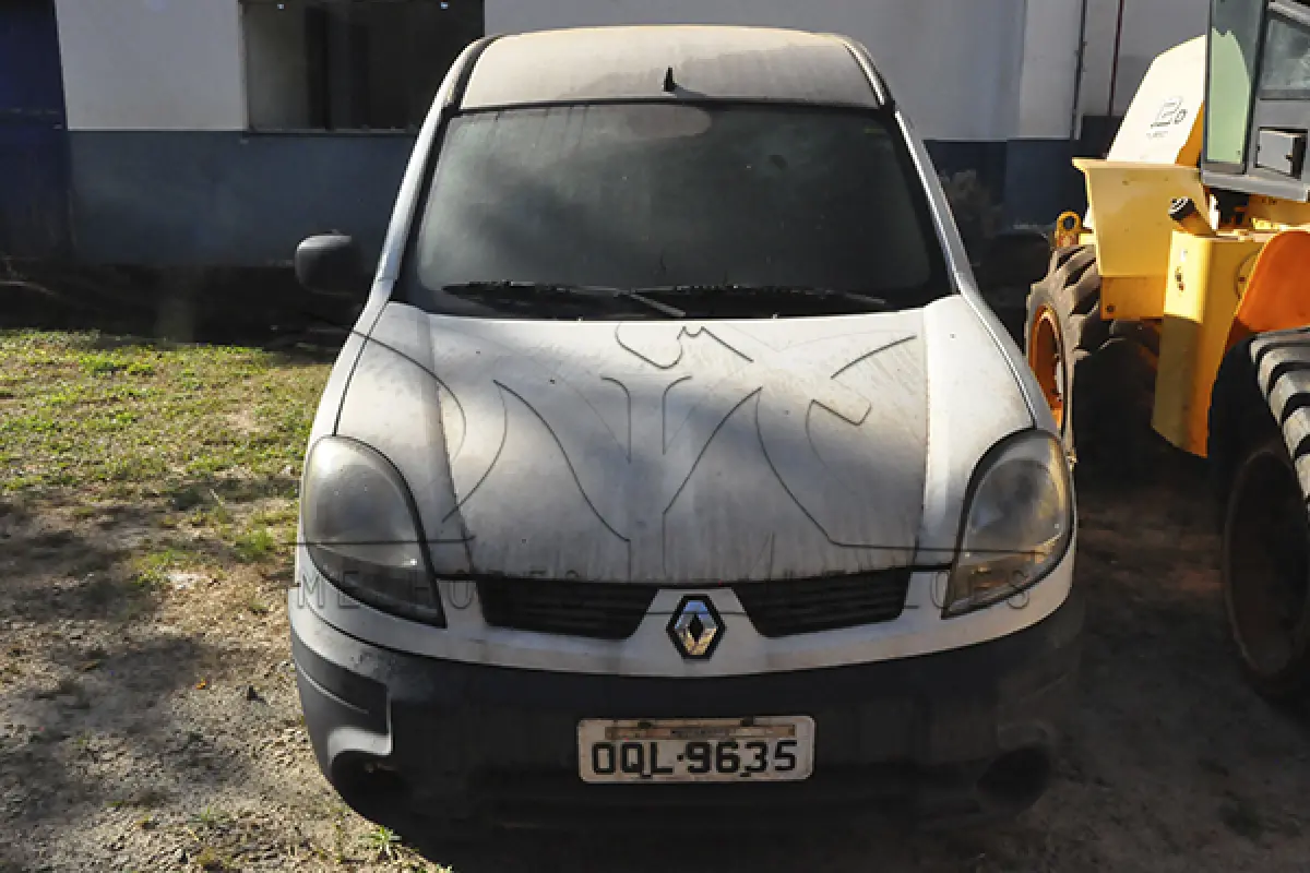 LOTE 003 - I RENAUT KGOO EXPRESS16 - PLACA OQL-9635