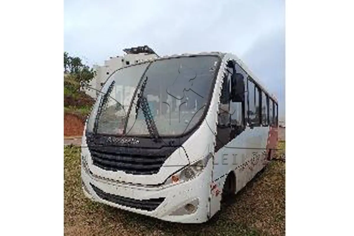 LOTE 002 - M. BENZ MASCA GRANMICRO O - ANO 2013 2014