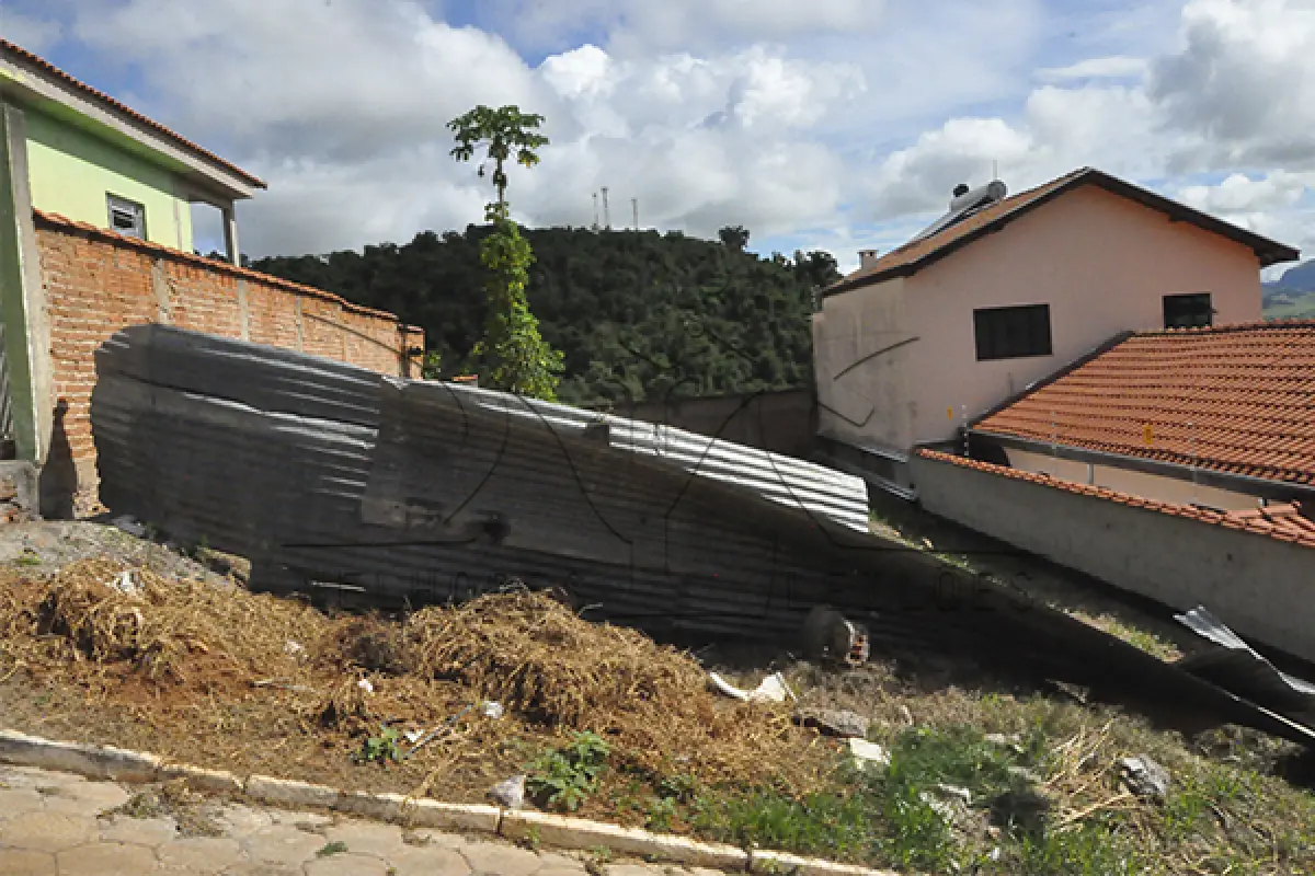 LOTE 018 - LOTE URBANO –Nº11, QUADRA B, SANTA EFIGÊNIA, PHP II, MEDIDA 200,00M2