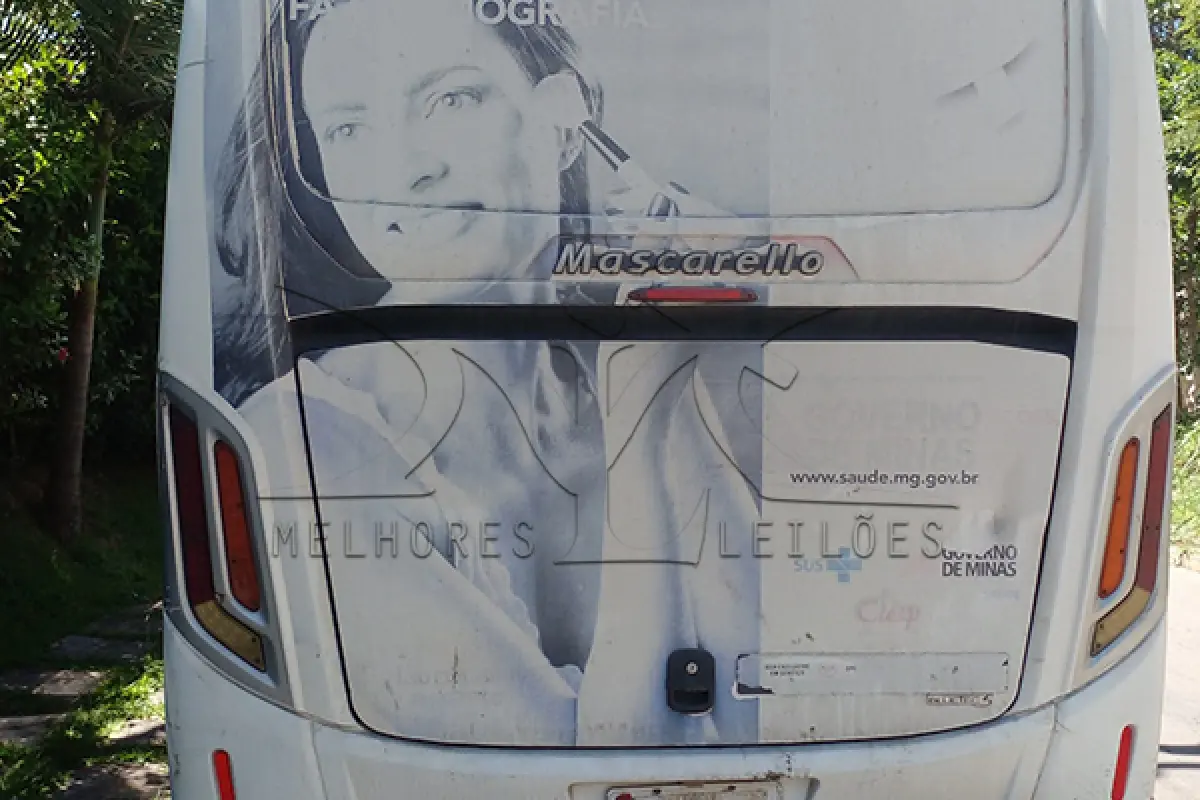 LOTE 010 - M. BENZ MASCAR GRANMICRO O - ANO 2013 2014