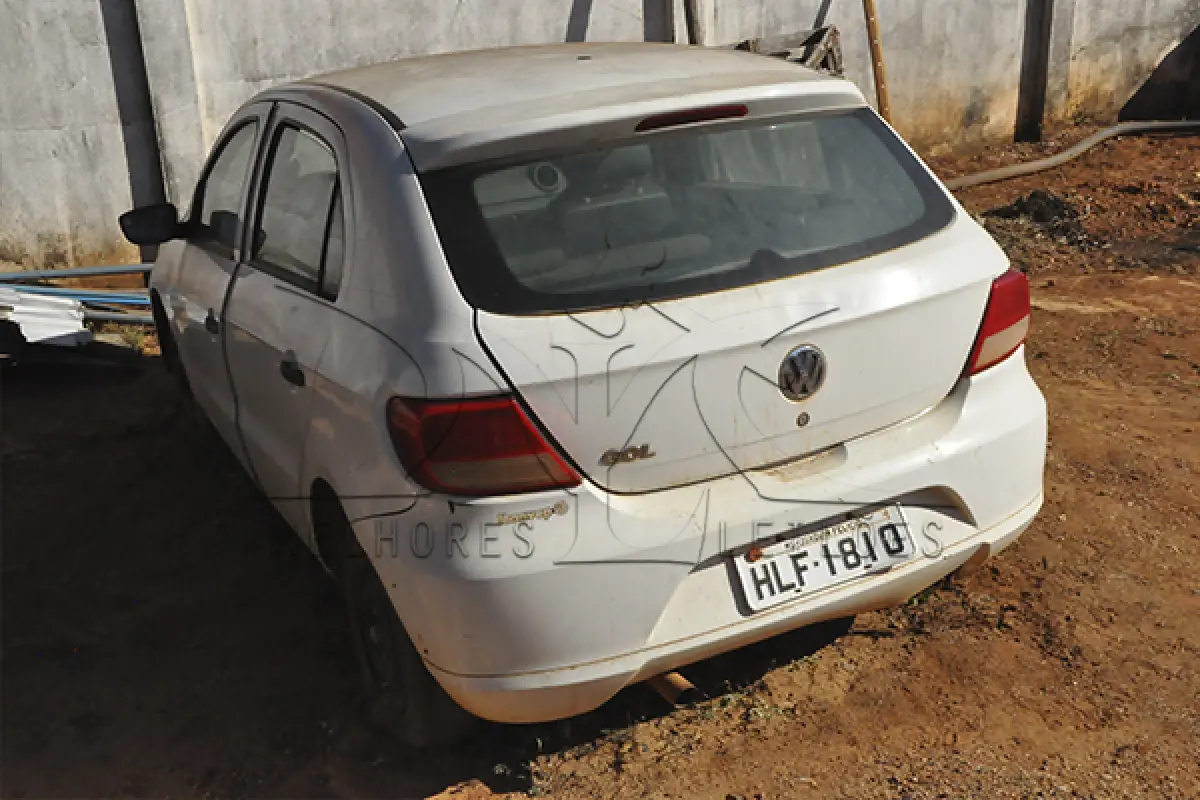 LOTE 007 - W GOL 1.0 - PLACA HLF-1810