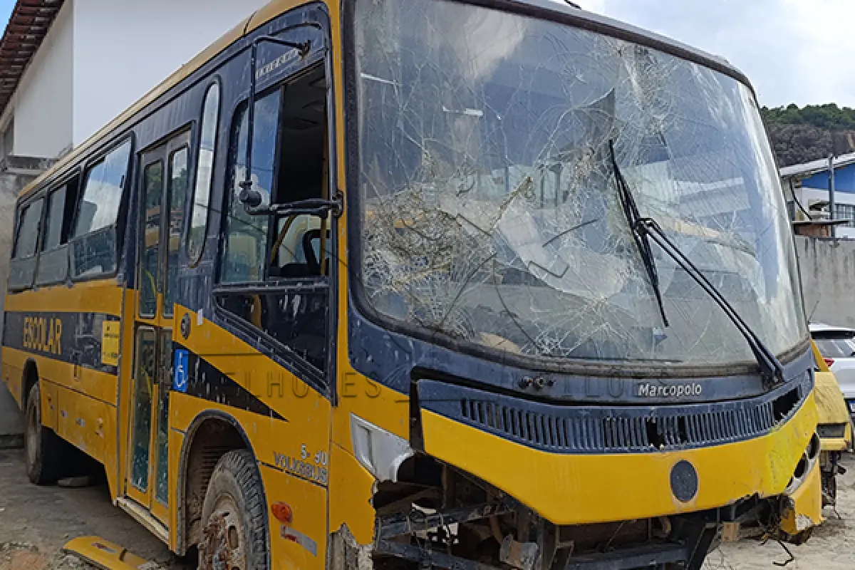 LOTE 001 - VW 15.190 EOD E. HD ORE - ANO 2011 2012