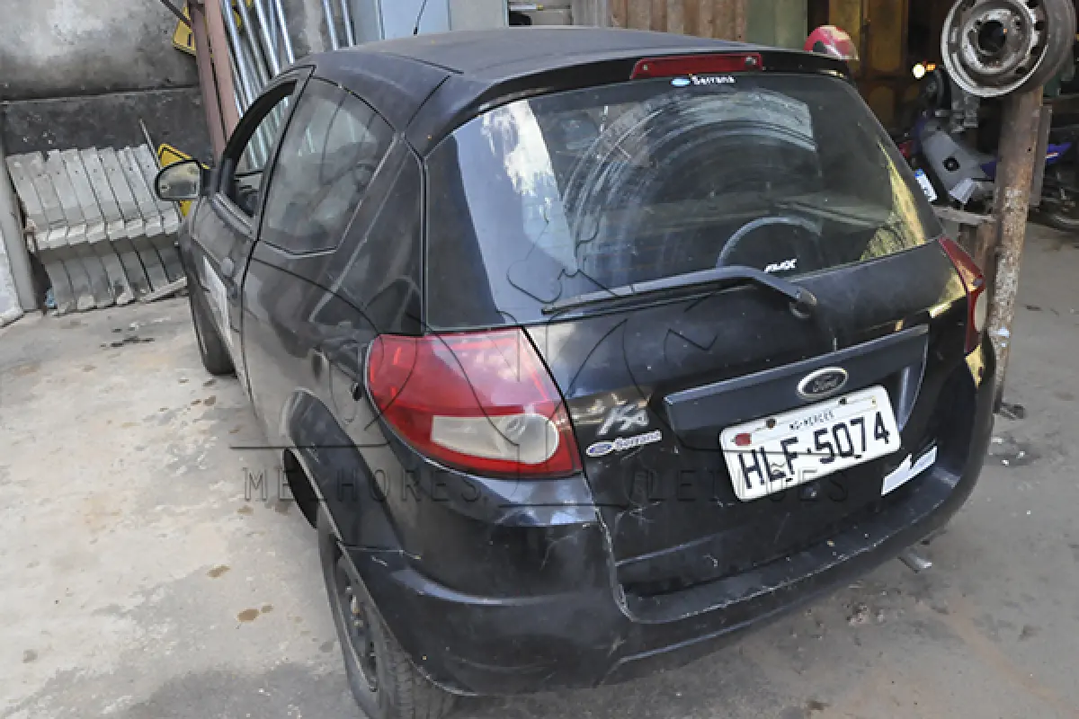 LOTE 004 - FORD KA FLEX - ANO 2010 2011 - PLACA HLF-5074