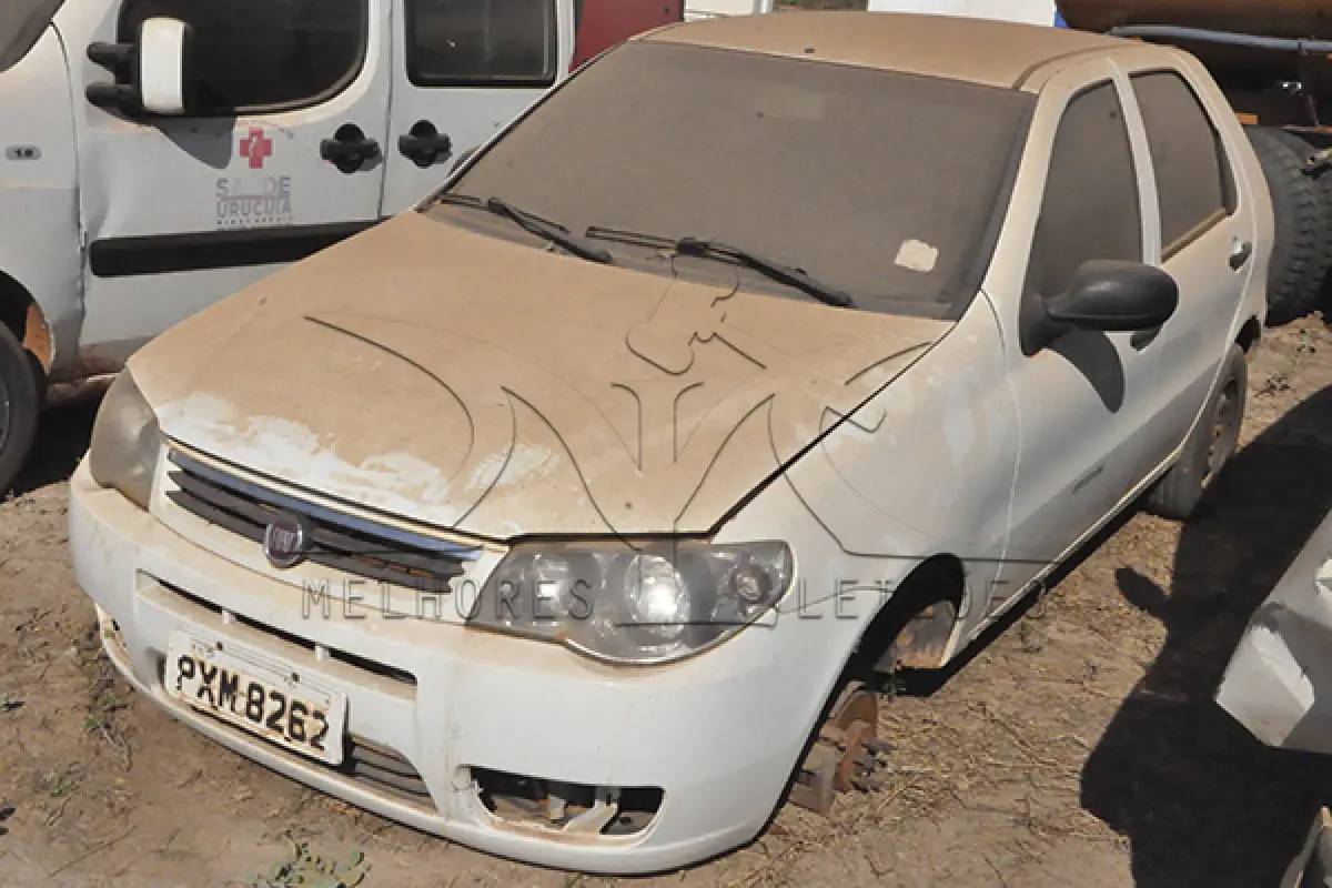 LOTE 004 - FIAT PALIO FIRE - ANO 2016 2016 - PLACA PXM-8262