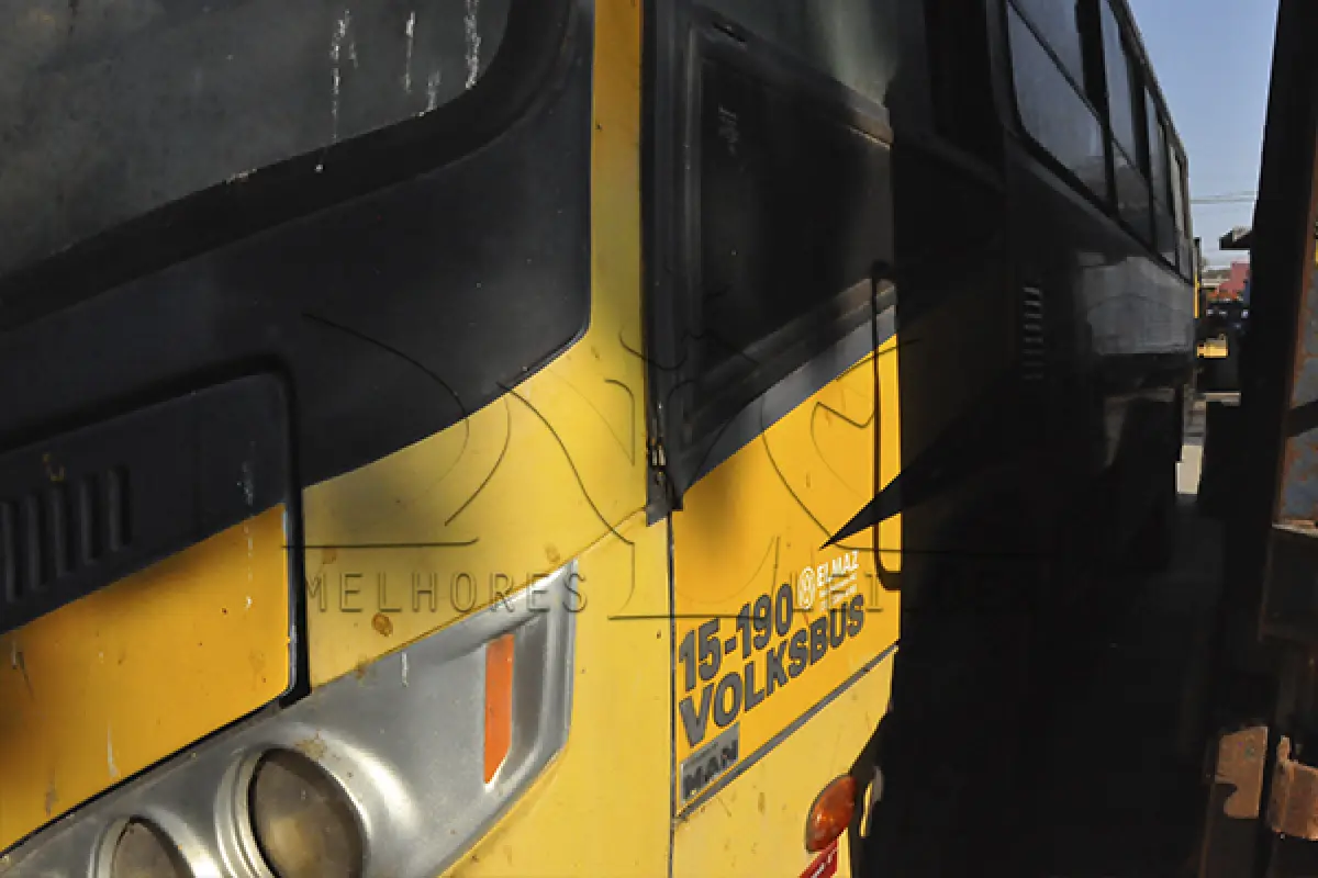 LOTE 023 - VW 15.190 EOD ESCOLAR HD - ANO 2012 2013 - PLACA NXX-1753