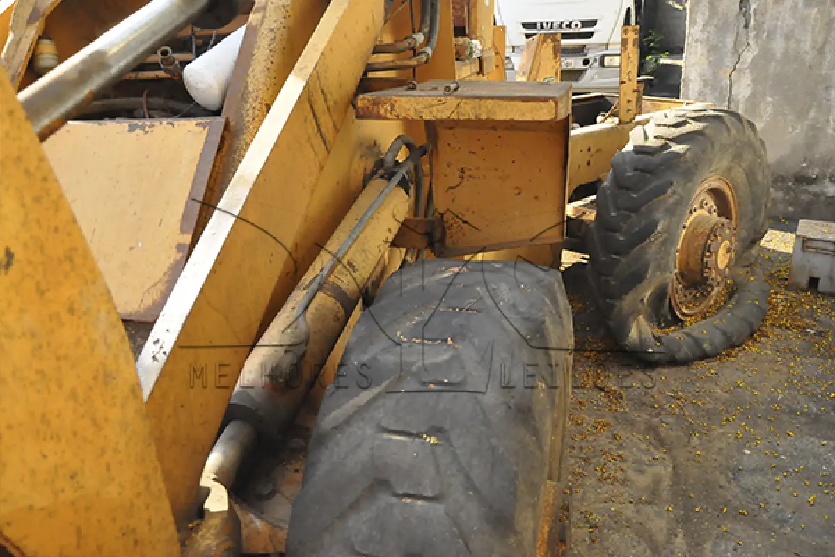 LOTE 022 - SUCATA - MAQUINA CASE W18 - CHASSI IHF0014751