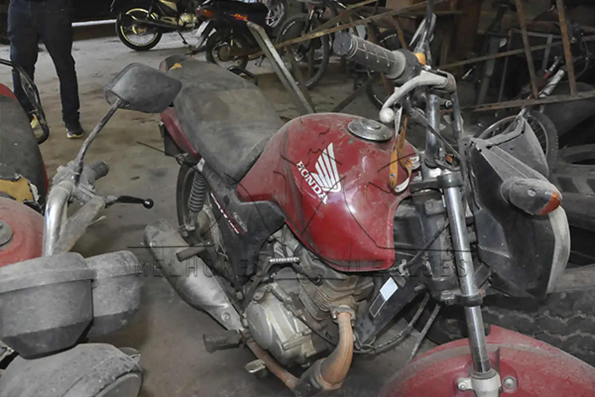 LOTE 002 - HONDA CG 125 FAN KS - ANO 2014 2015 - PLACA PVK-3300