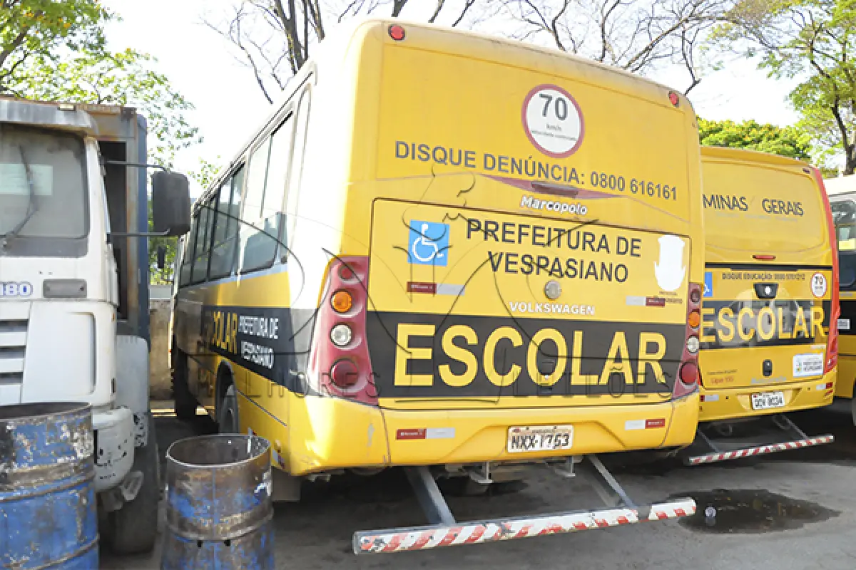 LOTE 023 - VW 15.190 EOD ESCOLAR HD - ANO 2012 2013 - PLACA NXX-1753