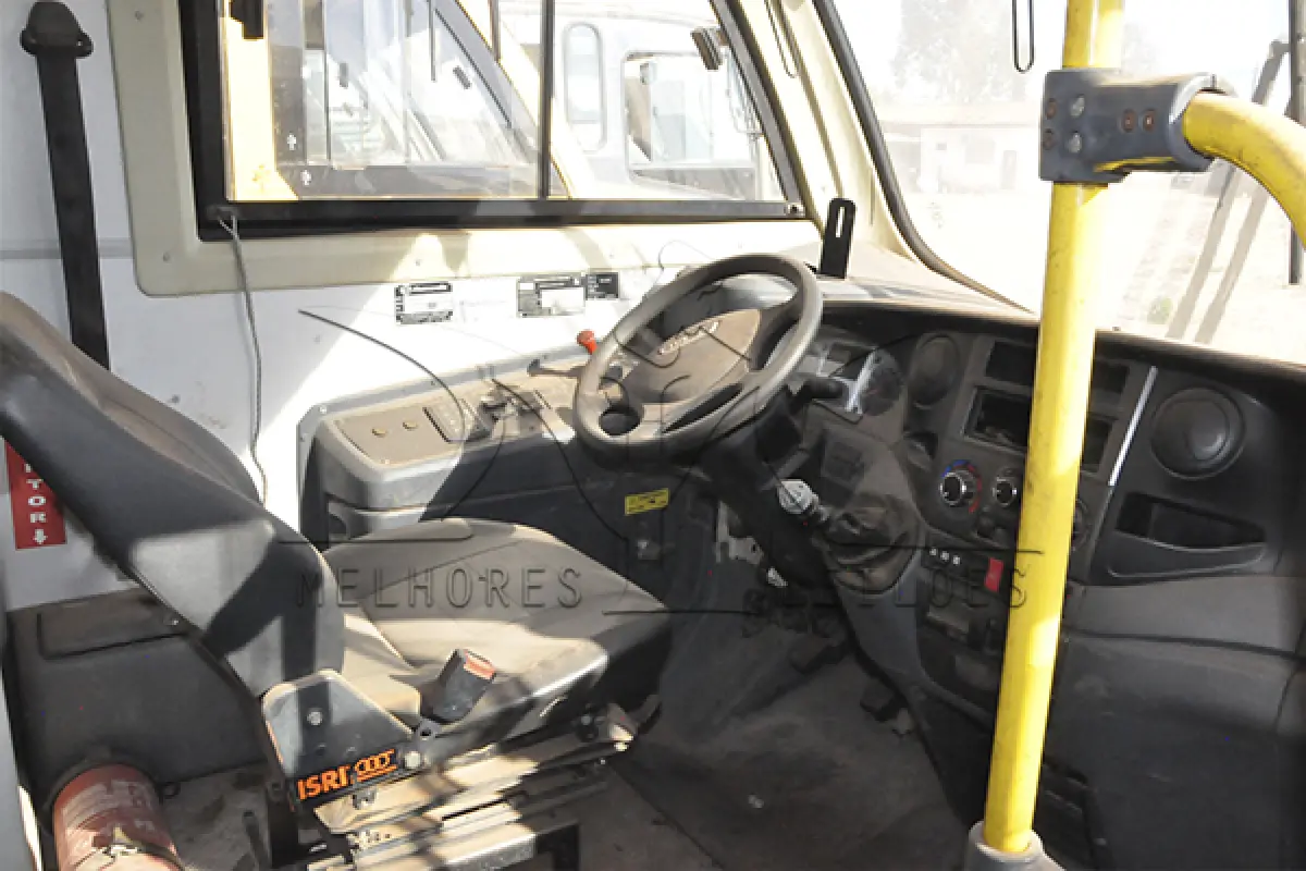 LOTE 032 - IVECO WAYCLASS 70C17HDE - ANO 2016 2016 - PLACA PYD-6044