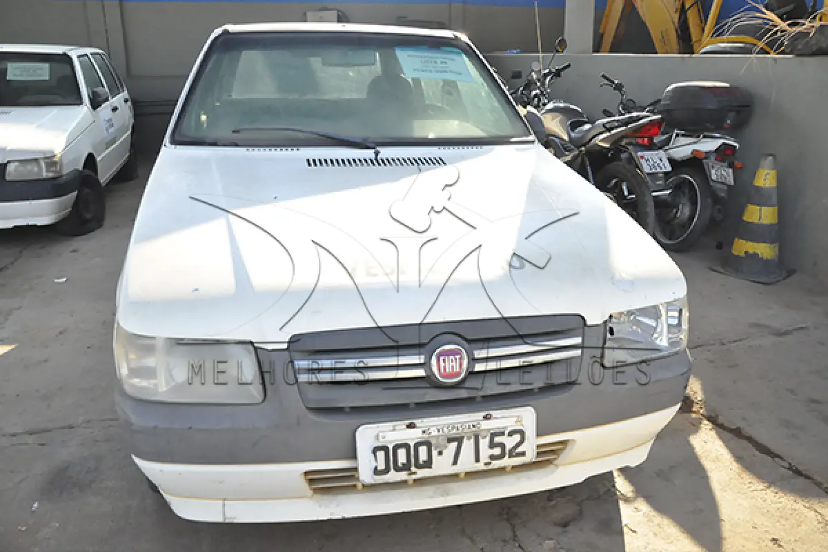 LOTE 006 - FIAT UNO MILLE ECONOMY - ANO 2013 2013 - PLACA OQQ-7152