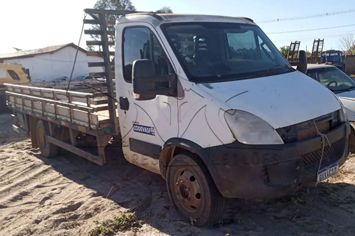 LOTE 049 - IVECO DAILY 70C17HDCS - ANO 2019 2019 - PLACA QXX4C17