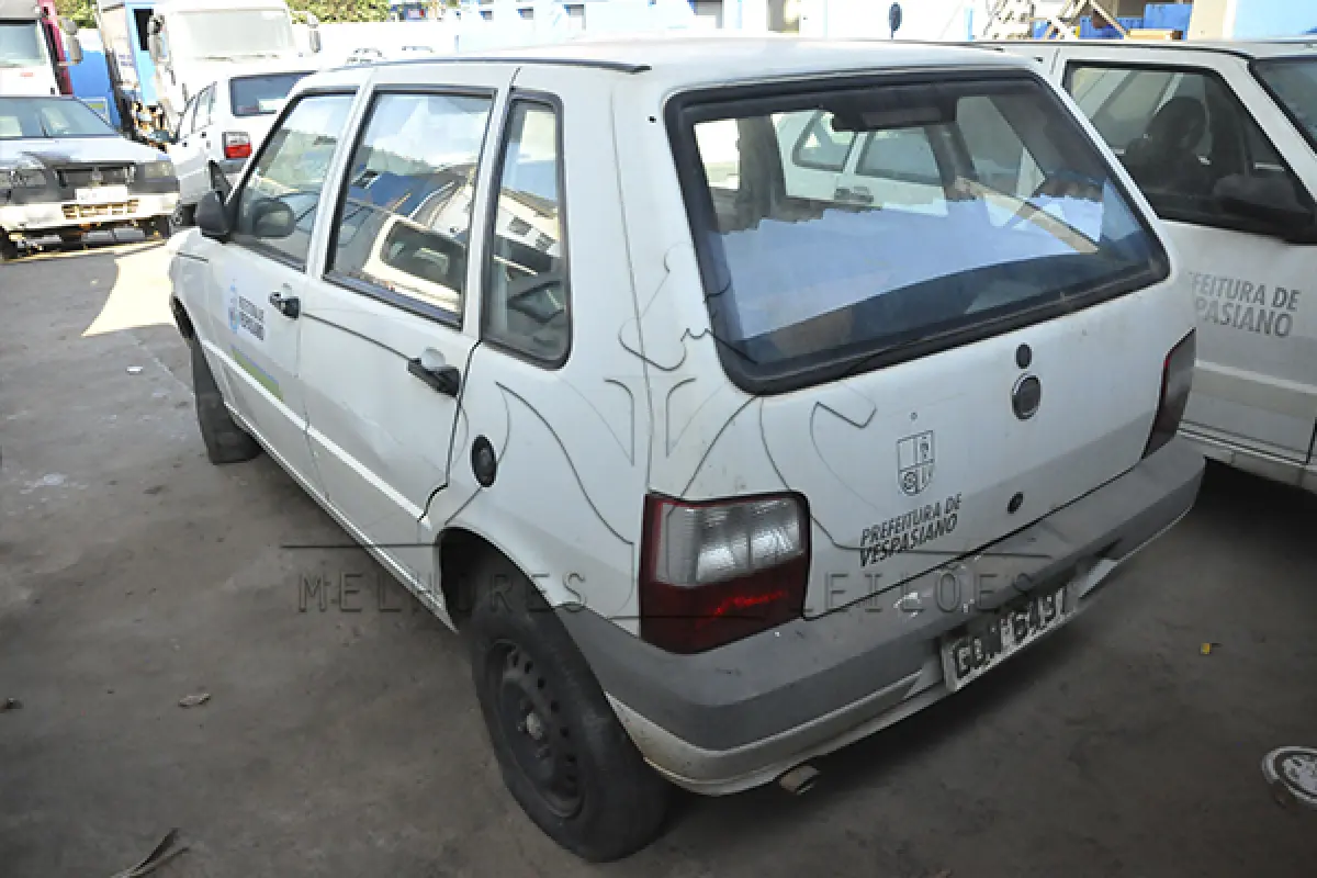 LOTE 008 - FIAT UNO MILLE ECONOMY - ANO 2012 2013 - PLACA GOW-6437